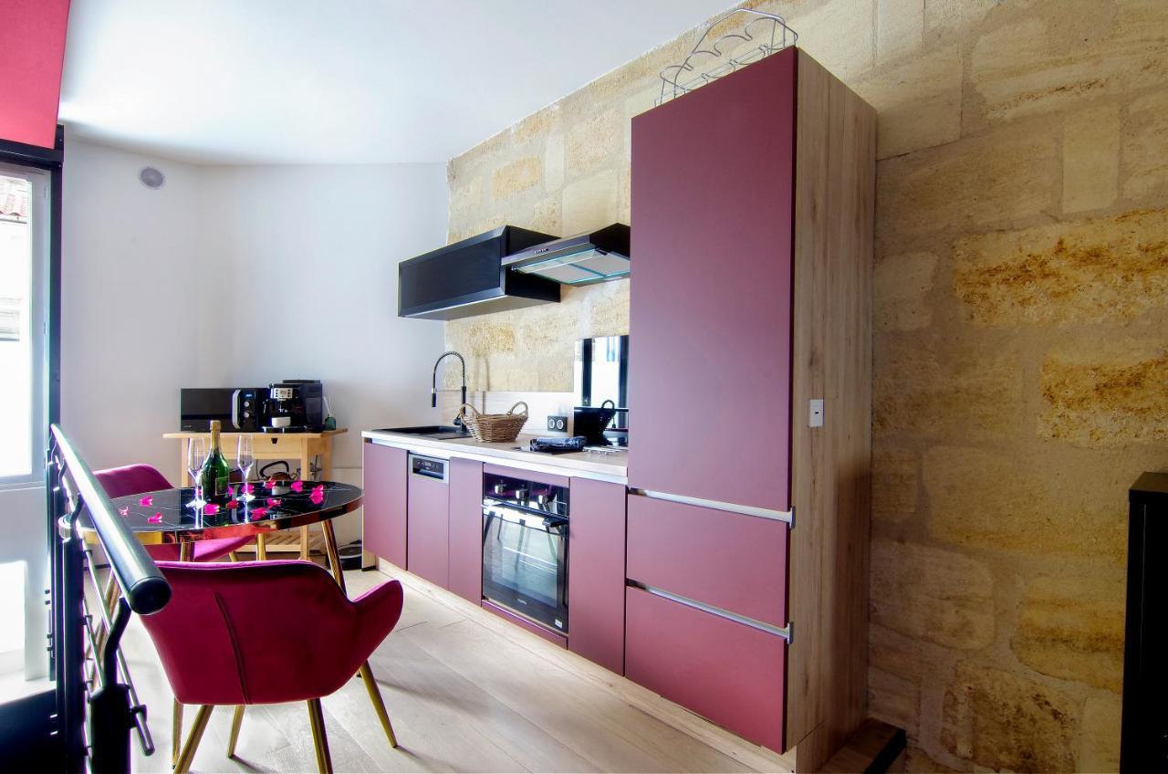 Mieuxqualhotel Jacuzzi Privatif Love Room Bordeaux Exterior photo